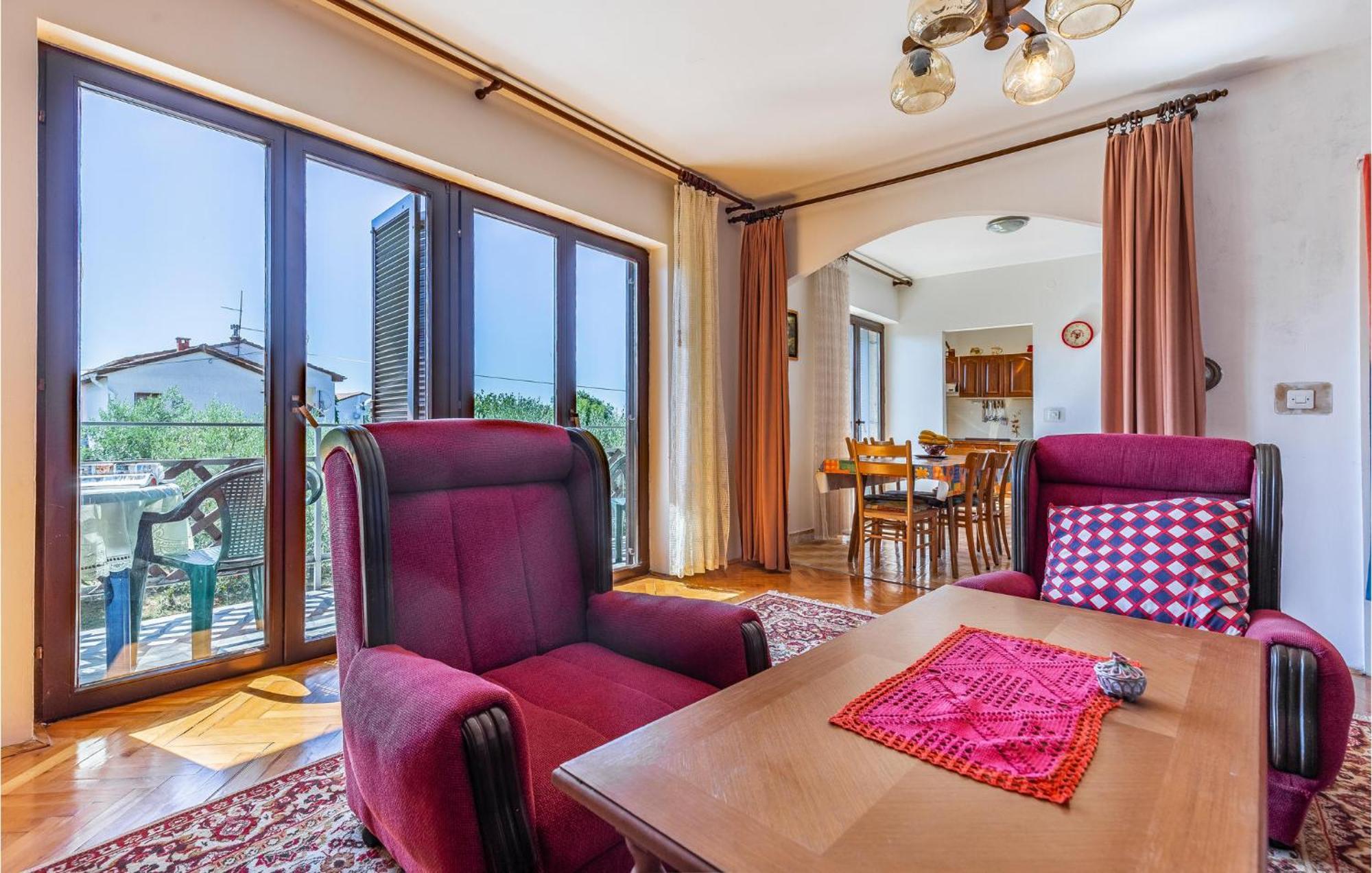 Awesome Apartment In Medulin With Kitchen Ngoại thất bức ảnh